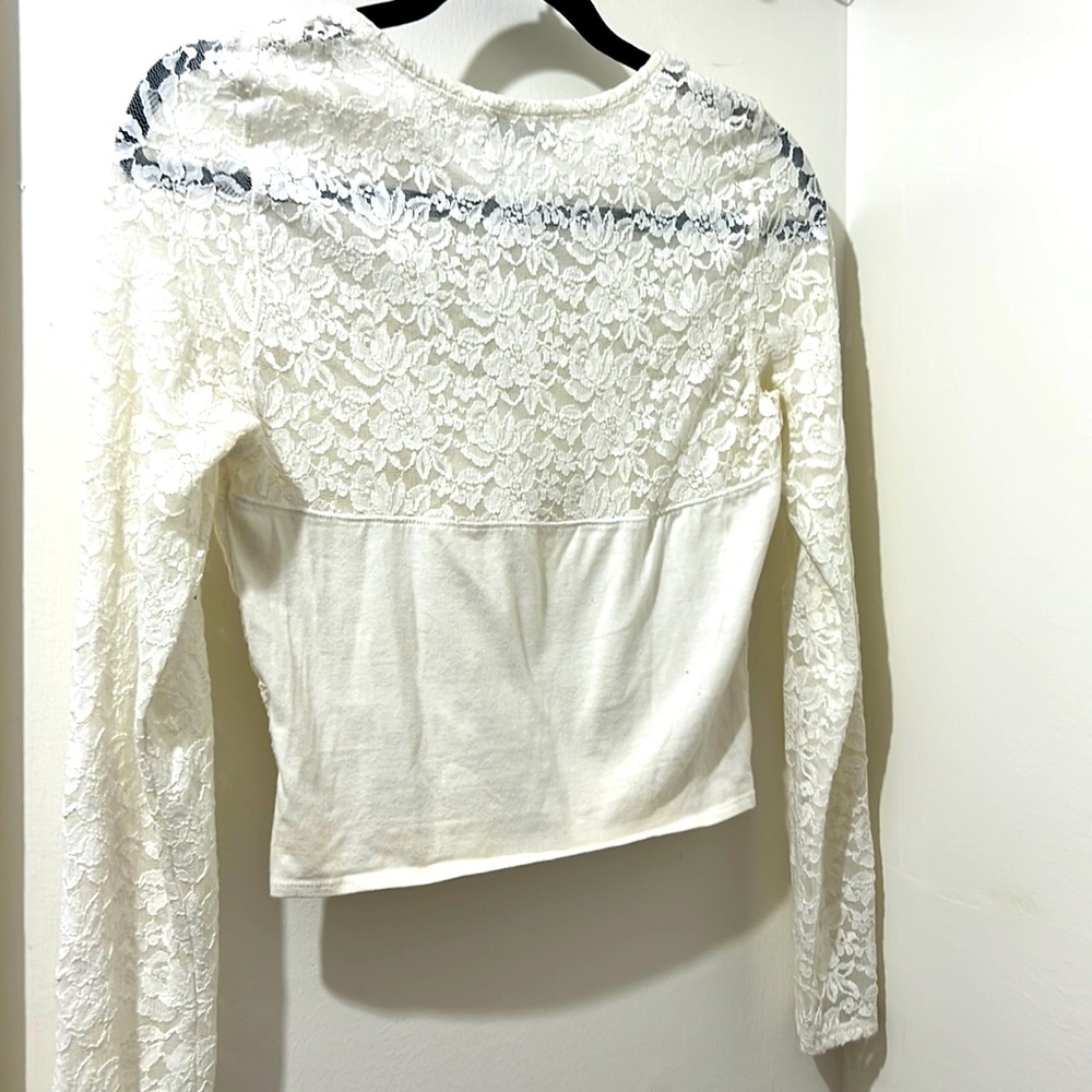 Amazing white crop top